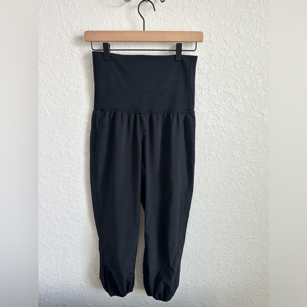 LULULEMON HIGH RISE YOGA SLIT PANT